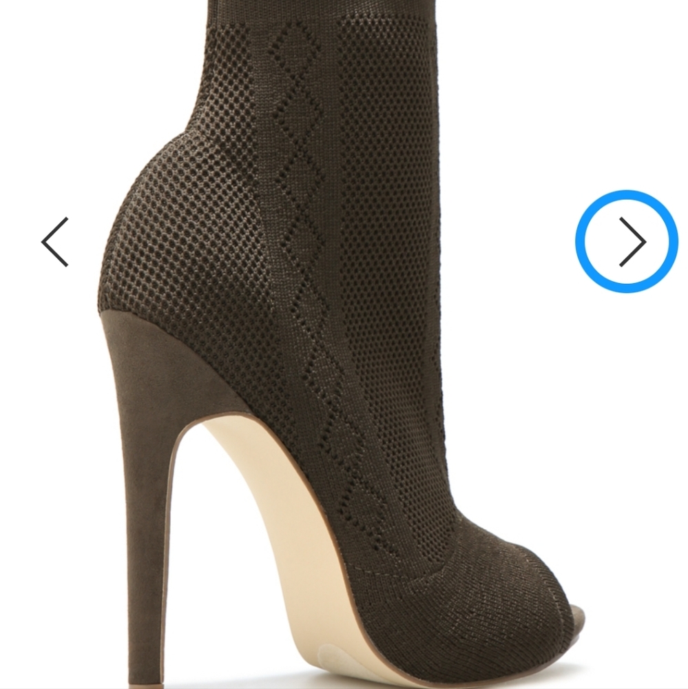 NWOT Anka Ankle Knit Booties In Black Heels
